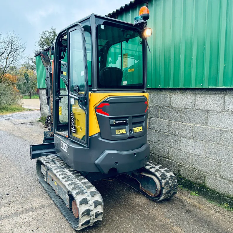3T Excavator Volvo ECR25D 2022